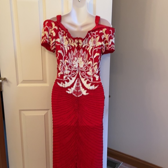 Dazzling Vintage 1980s Beaded Gown Vintage Size 14 = Modern Size 10 GVC - Picture 8 of 9